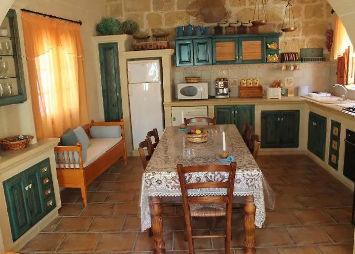 Vakantiehuis Charming In Għarb